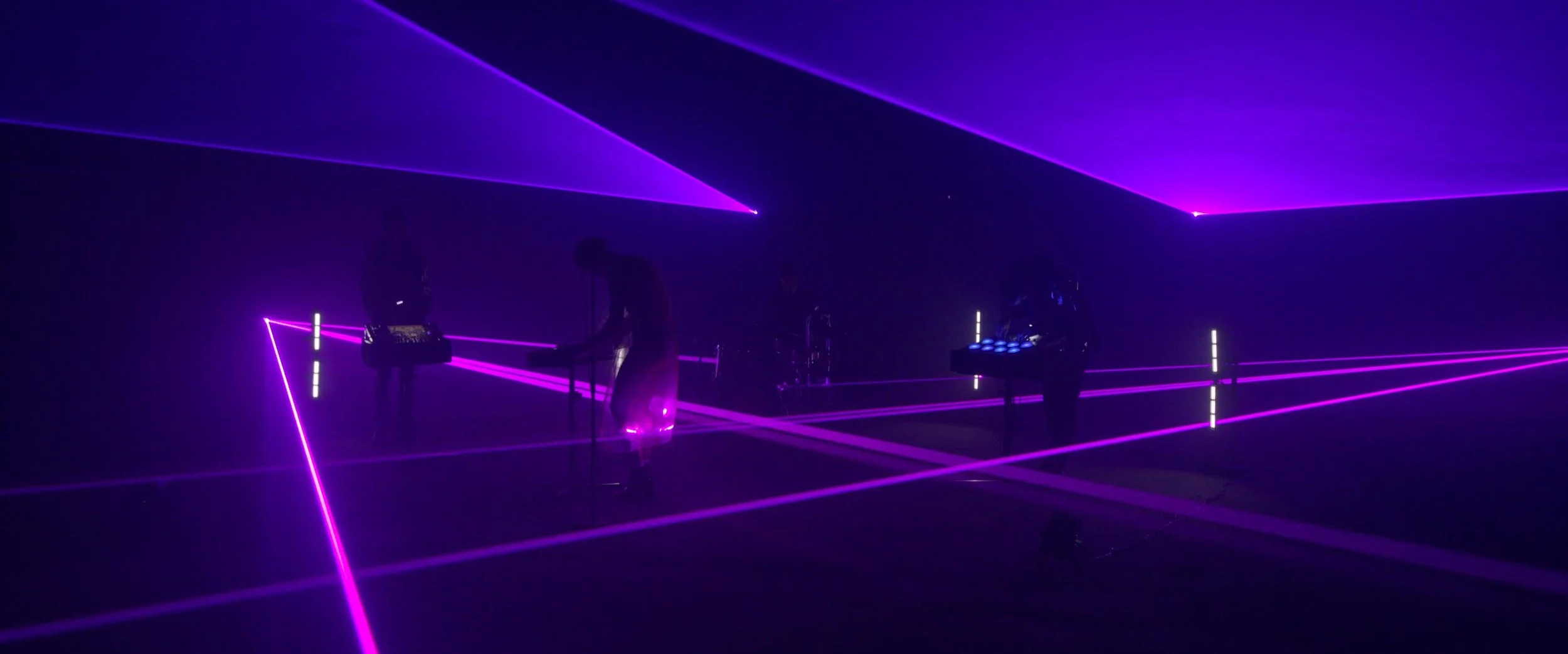 WATWFTCTKI - SHALLOW WATERS - LIVE PERFORMANCE — film still